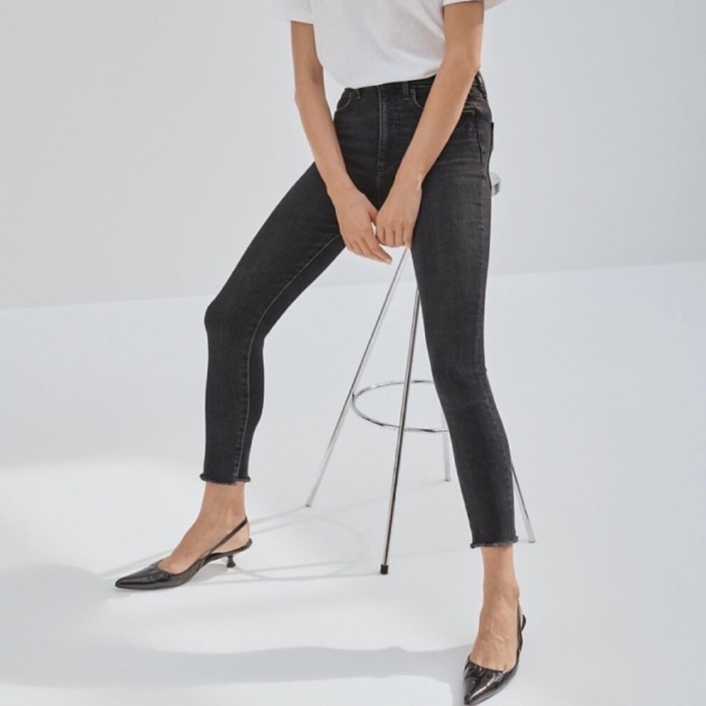 Denim Forum - Lola High Rise Skinny Jeans 26L